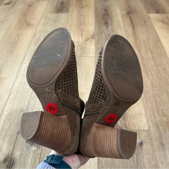 Lucky Brand Women's Lakyn Brown Leather Peep Toe Heeled Ankle Booties Sz 10 GUC - Picture 11 of 11